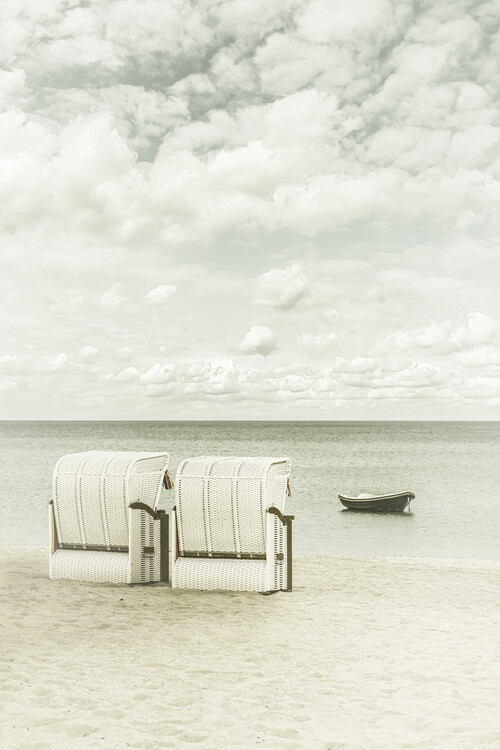 Arte fotográfico Idyllic Baltic Sea with typical beach chairs | Vintage