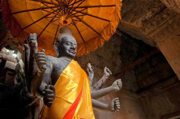 Umělecká fotografie Vishnu statue in Angkor Wat