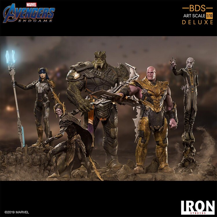 Статуетка Avengers: Endgame - Black Order Thanos (Deluxe)