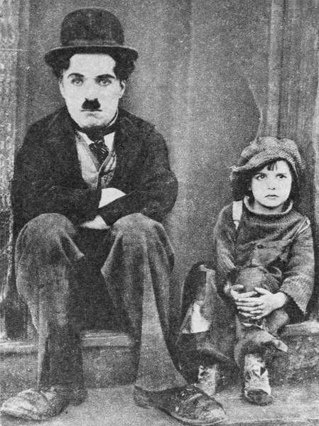 Samolepka Charlie Chaplin and Jackie Coogan in The Kid