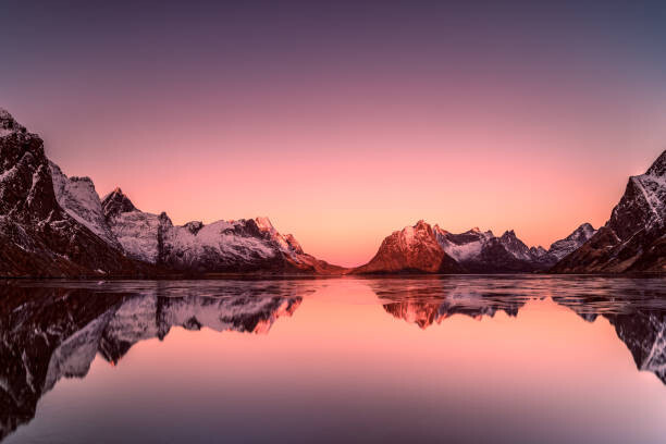 Fototapeta Sunrise over mountains, Lofoten, Norway