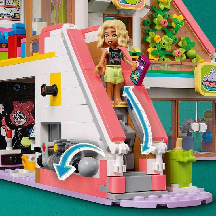 Lego Friends Fitness Center LEGO Friends Shopping Center In The
