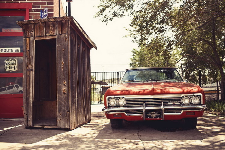 Glasbilder Cars - Red Cadillac