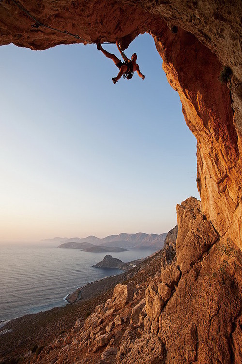 Glasbilder Strenght and Bravery - Rocks
