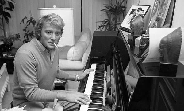 Samolepka Johnny Hallyday in Paris, France, 12/1980