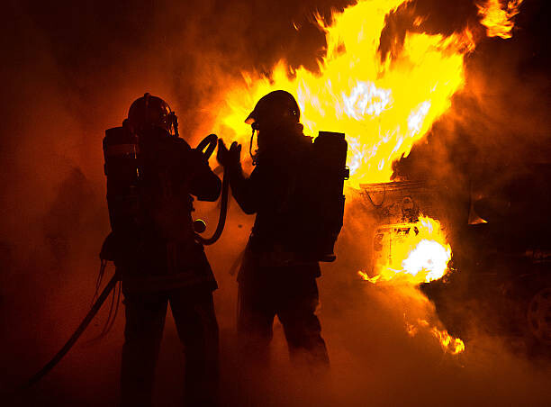 Bild auf Leinwand Firefighter