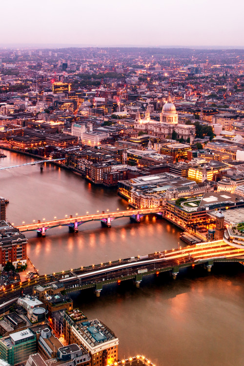 Umělecká fotografie View of City of London at Nightfall