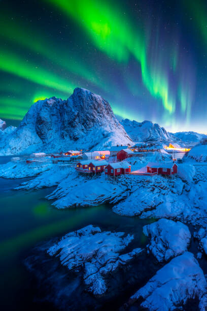 Samolepka Northern lights with Festhelltinden peak and