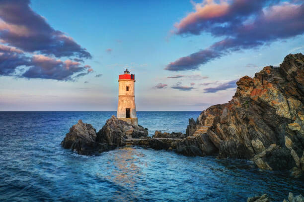 Obraz na plátně Old lighthouse of Capo Ferro
