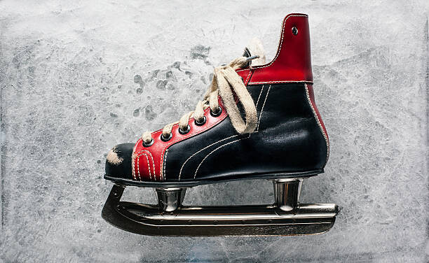 Obraz na plátně Vintage Boys Ice Hockey Skate
