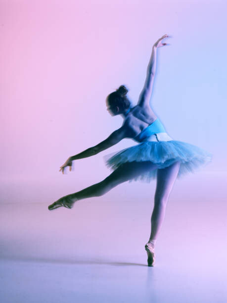 Obraz na plátně Ballet dancer long exposure