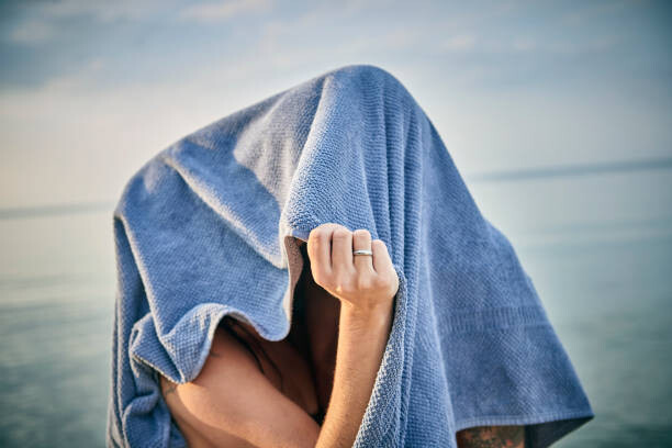 Obraz na plátně Couple kissing