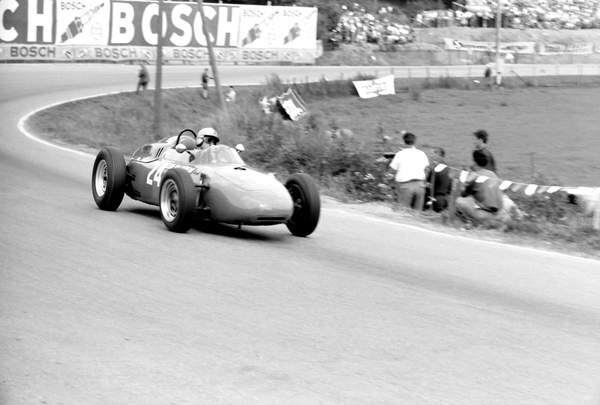 Obraz na plátně Gerhard Mitter in the Maarsbergen Porsche 718, 1963