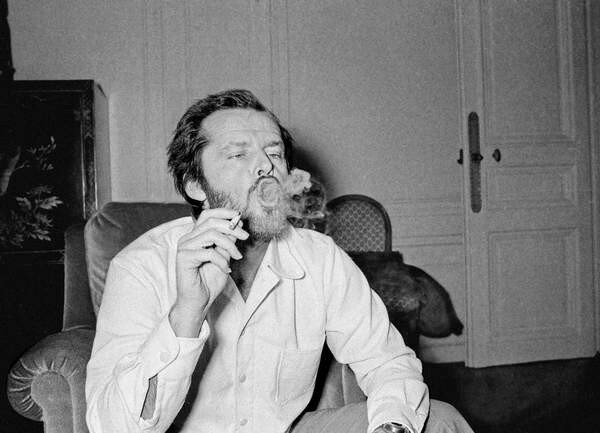 Obraz na plátně Jack Nicholson answering the journalists in his hotel in Paris, 9 December 1974