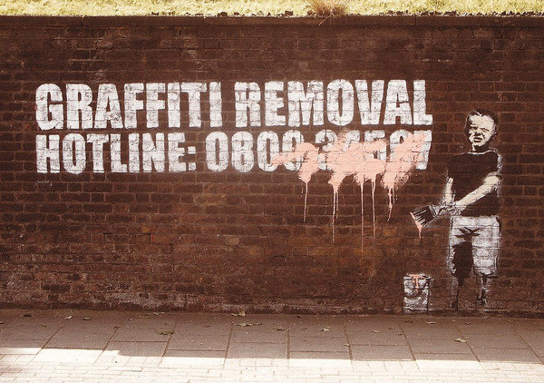 Plagát Banksy Street Art - Graffity Removal Hotline