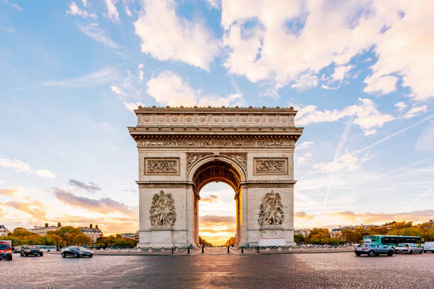 Plakát Arc de Triomphe at sunrise, Paris, France