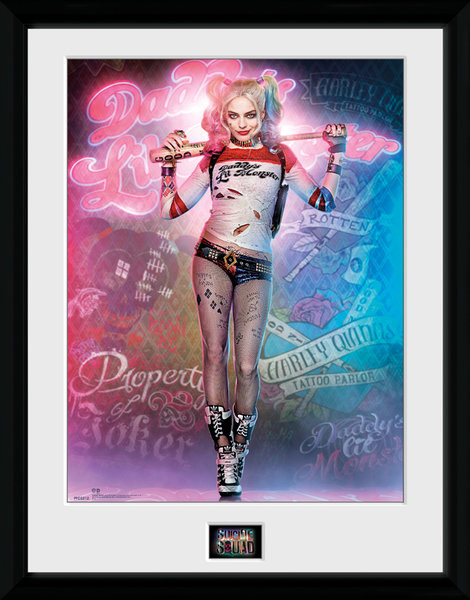 Inramad poster Suicide Squad - Suicide Squad - Harley Quinn Stand
