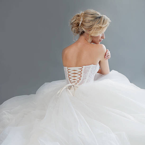 Poster Charming young bride in luxurious wedding