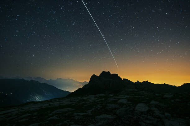 Poster Scenic view of mountains against sky