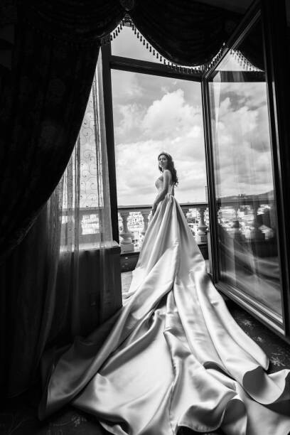 Poster Black and white full-length portrait of