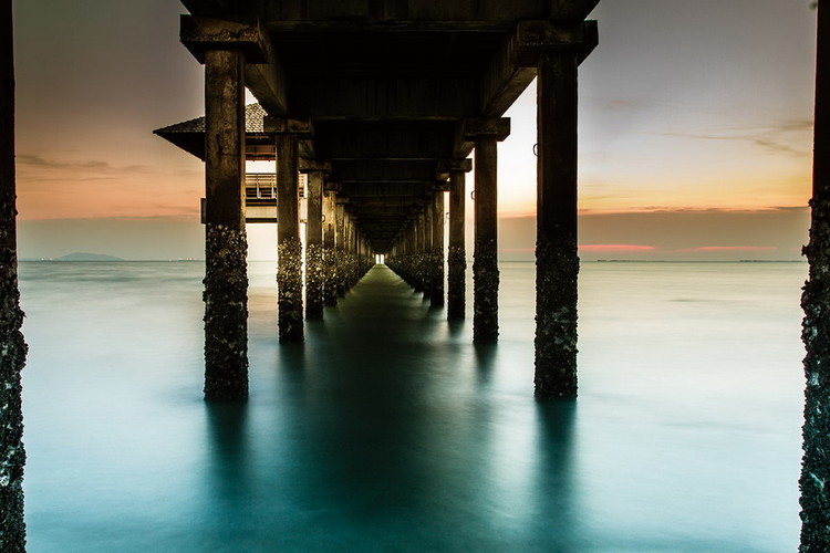 Obraz Under the Jetty