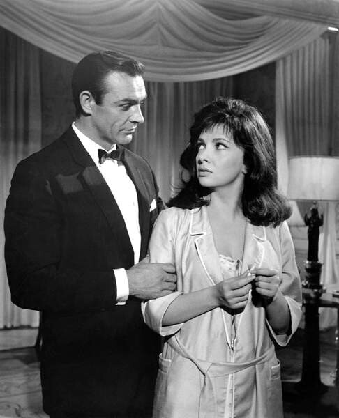 Quadro su tela Sean Connery And Gina Lollobrigida, Woman Of Straw 1964