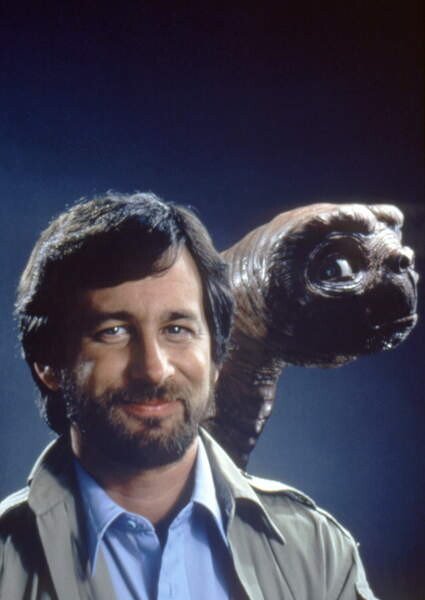 Samolepka Steven Spielberg and E.T.