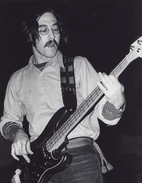 Samolepka Stu Cook, CREEDENCE CLEARWATER REVIVAL