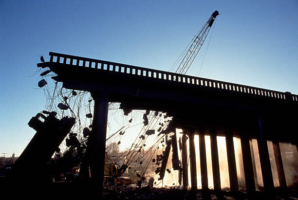 Tablou pe pânză Bridge Demolition