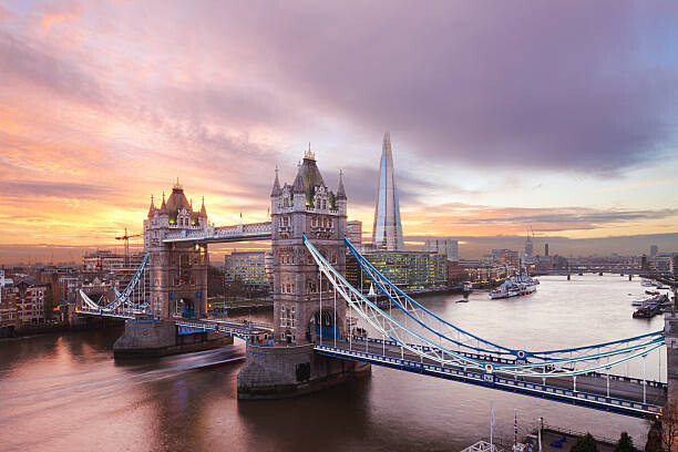 Tričko Tower Bridge and The Shard at sunset, London