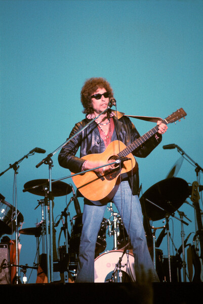 Samolepka Writer composer Bob Dylan at a concert in the early 1980s