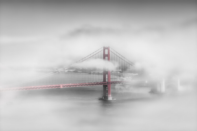 Ταπετσαρία τοιχογραφία Foggy Golden Gate Bridge | colorkey