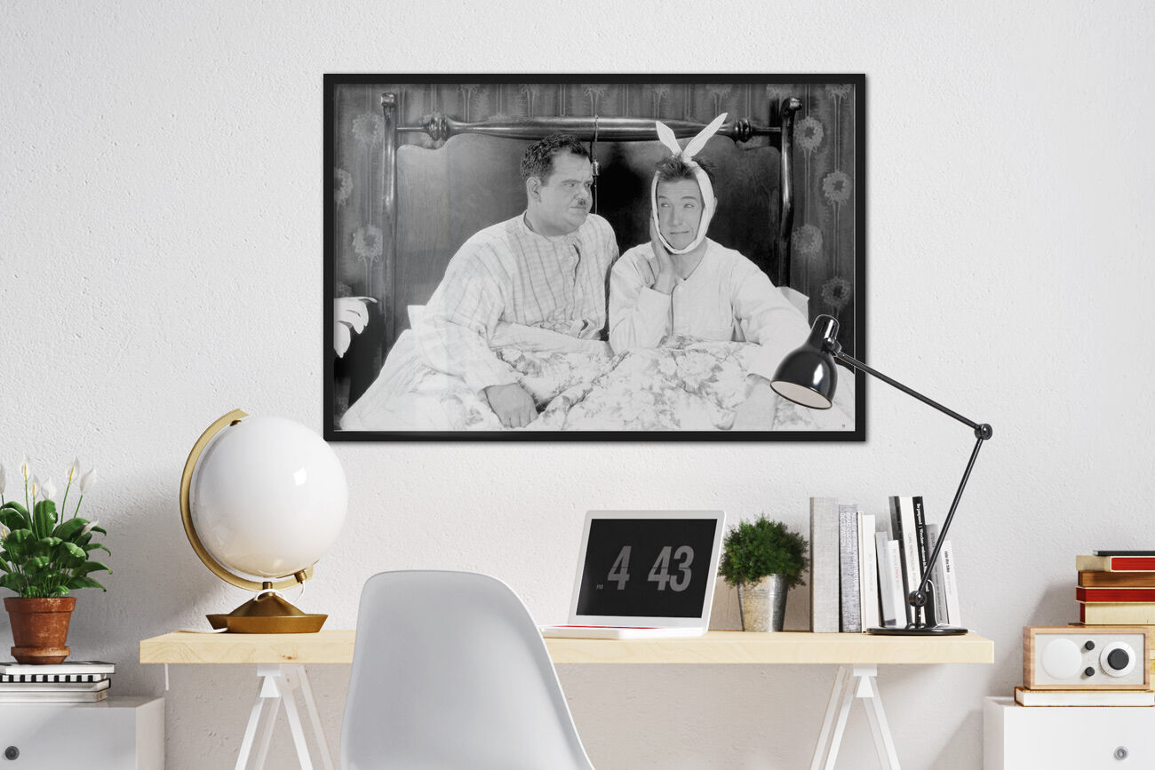 Poster, Affiche Laurel Hardy bed en ligne 3+1 GRATUIT
